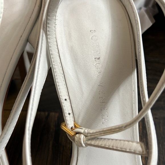 AUTHENTIC Very good condition BOTTEGA VENETA White Nappa Leather heels size 37.5 - Picture 6 of 16